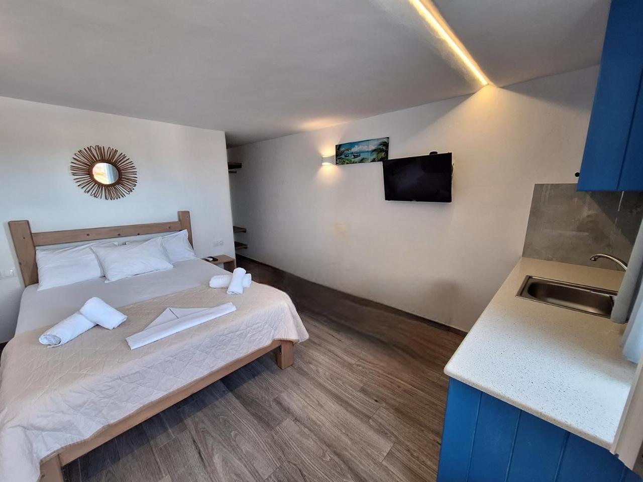 Aparthotel Alexandros Mykonos Klouvas Exterior foto